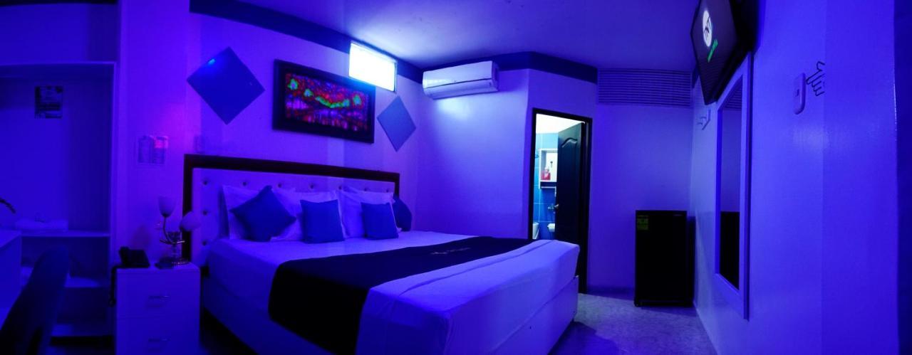 Hotel Luna Azul Florencia Kültér fotó